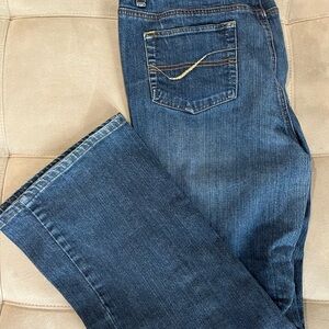 Classic wash bootcut Jeans